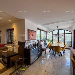 Bale: Prostrana vila s bazenom i kućom za goste