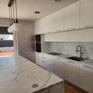 Banjole – Nova samostojeća kuća, potpuno namještena i odmah useljiva