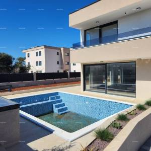 Banjole – Nova samostojeća kuća, potpuno namještena i odmah useljiva