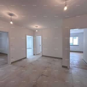 Banjole! Trosoban stan u novogradnji!  5 minuta do mora i Marine.