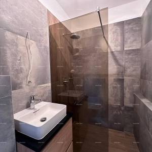 Banjole! Trosoban stan u novogradnji!  5 minuta do mora i Marine.