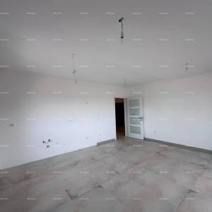 Banjole! Trosoban stan u novogradnji!  5 minuta do mora i Marine.