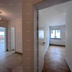 Banjole! Trosoban stan u novogradnji!  5 minuta do mora i Marine.