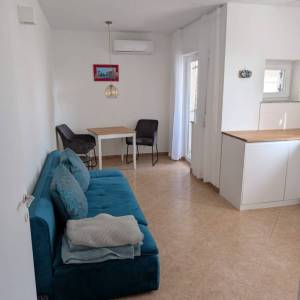 BAŠKA, OTOK KRK - Apartman s parkingom i pogledom na more