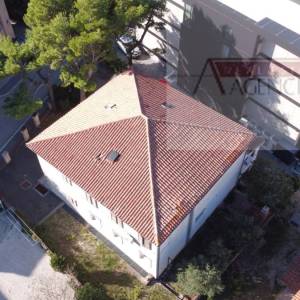 Baška Voda kuća 547 m2 uži centar, blizini mora i plaže