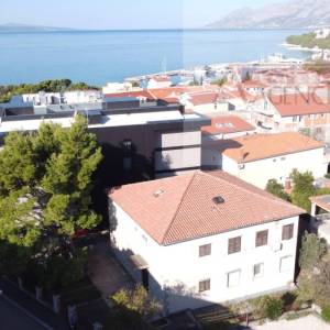 Baška Voda kuća 547 m2 uži centar, blizini mora i plaže