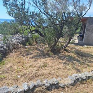 Baška Voda samostojeća kuća 61 m2 sa okućnicom