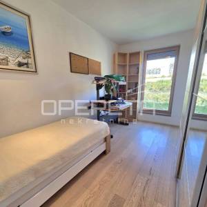 Bel etage, luksuzan stan za dugoročan najam