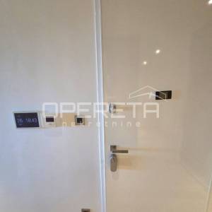 Bel etage, luksuzan stan za dugoročan najam