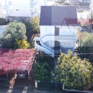 Biograd na moru kuća 200 m2 + okućnica - novo u ponudi