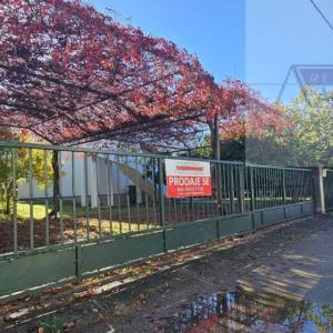 Biograd na moru kuća 200 m2 + okućnica - novo u ponudi