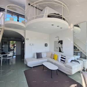 Blizina Novigrada, moderan penthouse u Maredi!