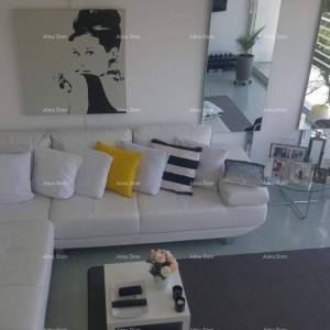 Blizina Novigrada, moderan penthouse u Maredi!