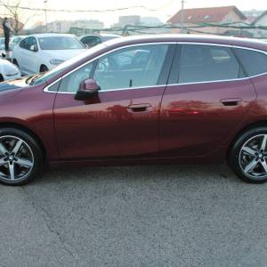 BMW 218i Active Tourer AUTOMATIK *HEAD-UP, LED, NAVIGACIJA, KAMERA 360*