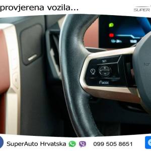 BMW iX 111.5 kWh xDrive50 523 KS, LASER+ACC+PANO+4xGR SJED+HEAD+MASAŽA+360