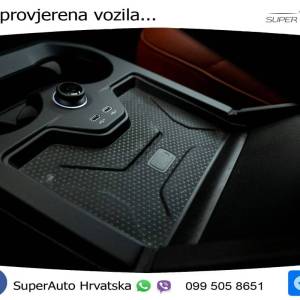 BMW iX 111.5 kWh xDrive50 523 KS, LASER+ACC+PANO+4xGR SJED+HEAD+MASAŽA+360