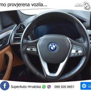 BMW X3 30e xDrive Aut. 292 KS, LED+KAM+GR SJED+VIRT+PANO
