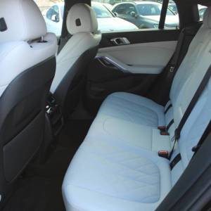 BMW X6 30d xDrive AUTOMATIK M-paket *PANORAMA, LED, NAVIGACIJA, KAMERA*