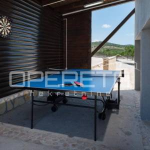 Brač, Milna - raznovrsno imanje s bazenom i sportskim sadržajima