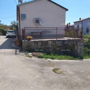 Brtonigla, Samostojeća kuća s okućnicom – za renovaciju