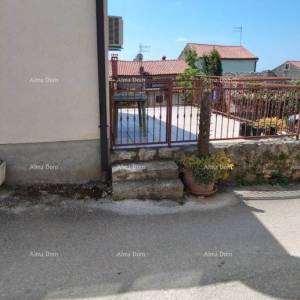 Brtonigla, Samostojeća kuća s okućnicom – za renovaciju