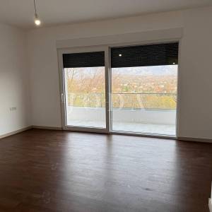 Čavle - Prostrani penthouse u novogradnji