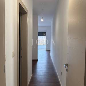 Čavle - Prostrani penthouse u novogradnji