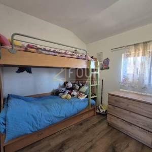 Čavle, samostojeća kuća, 180m2