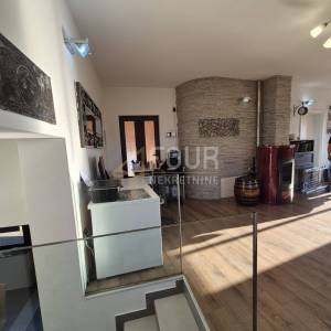 Čavle, samostojeća kuća, 180m2