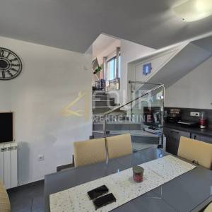 Čavle, samostojeća kuća, 180m2