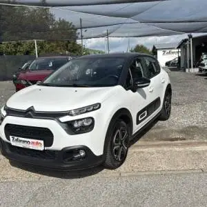 Citroën C3 1.2 PureTech 110 ks Shine JAMSTVO 12