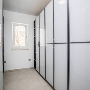 ČIŽIĆI – Luksuzna apartmanska vila s wellnessom i bazenom uz more