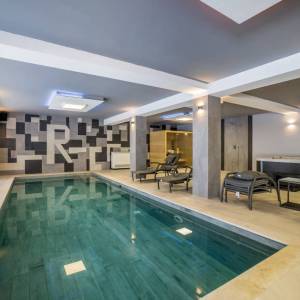 ČIŽIĆI – Luksuzna apartmanska vila s wellnessom i bazenom uz more