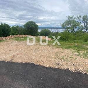 CRIKVENICA - građevinsko zemljište 536 m2 s pogledom na more! PRILIKA!
