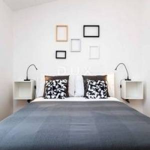 CRIKVENICA, SELCE - trosoban stan s pogledom na more