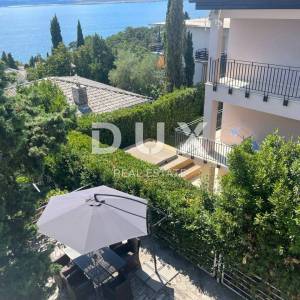 CRIKVENICA - Stan na odličnoj lokaciji, 200 m od mora