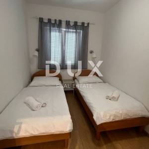 CRIKVENICA - Stan na odličnoj lokaciji, 200 m od mora