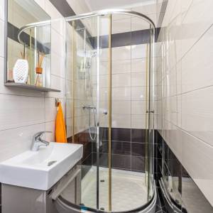 CRIKVENICA - Trosobni apartman s dnevnim boravkom i garažom