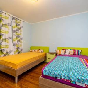 CRIKVENICA - Trosobni apartman s dnevnim boravkom i garažom