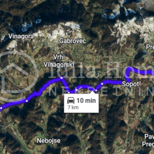 Desinić/manja kuća sa 2000m2 ravnog zemljišta