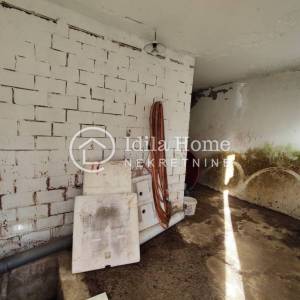 Donja Bistra Obiteljska Kuća sa Uporabnom dozvolom 68 m2 +gosp.objekt 20m2/POVOLJNO!