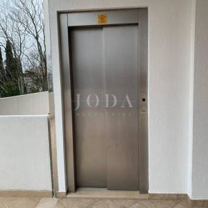 DRAMALJ, dvosobni stan u prizemlju 200m od mora