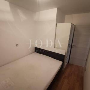 DRAMALJ, dvosobni stan u prizemlju 200m od mora