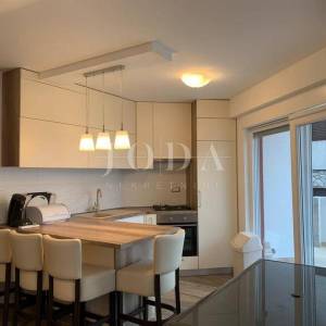 DRAMALJ, dvosobni stan u prizemlju 200m od mora