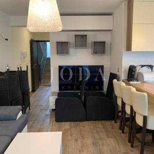 DRAMALJ, dvosobni stan u prizemlju 200m od mora