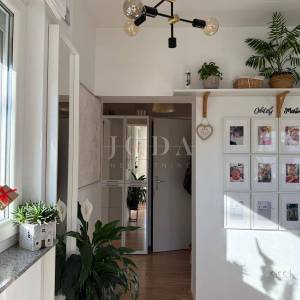 Drenova - Stan u prizemlju s posebnim ulazom i zimskim vrtom 