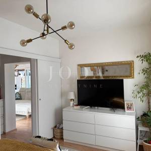 Drenova - Stan u prizemlju s posebnim ulazom i zimskim vrtom 