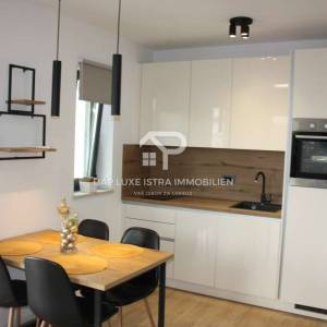 Dugoročni najam stana Poreč, 48m2 namješteno 1km od mora 