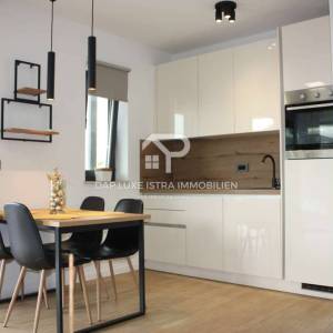 Dugoročni najam stana Poreč, 48m2 namješteno 1km od mora 