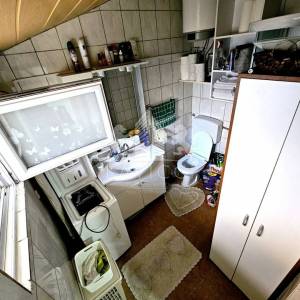 Dva apartmana s velikom okućnicom, 1.RED DO MORA - Vir